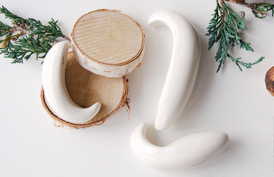 Adori porcelain massage stones by Désirables for Christmas