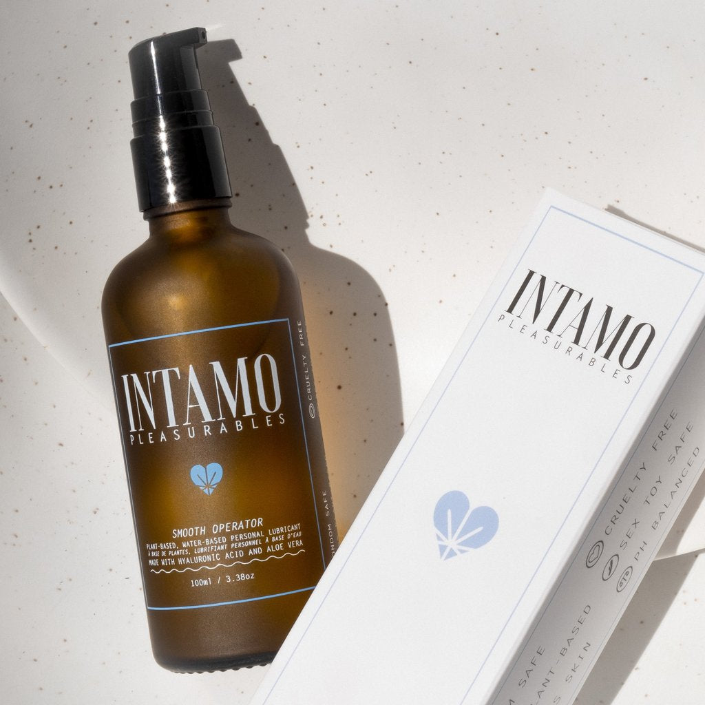 Smooth Operator Water-Based Lubricant Intamo Pleasurables | Lubrifiant bio à base d'eau